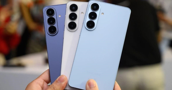 Điểm mới trên Samsung Galaxy S26: Camera ‘Gimbal’, siêu AI, lột xác so với thế hệ cũ