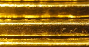 Giá vàng hôm nay 28/3: Bật tăng 3% nhờ lực cầu bắt đáy