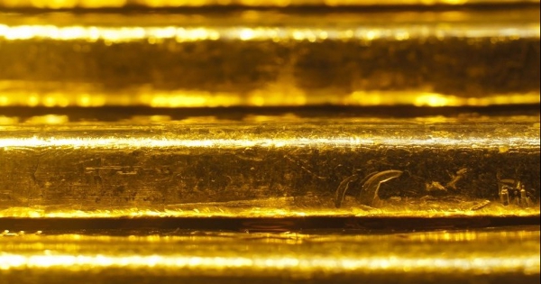 Giá vàng hôm nay 28/3: Bật tăng 3% nhờ lực cầu bắt đáy