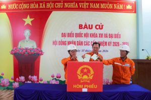 Rộn ràng không khí bầu cử tại địa đầu cực Nam Tổ quốc