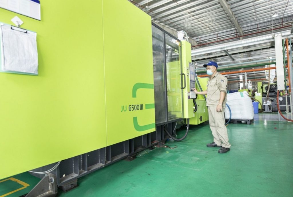 Sàn HoSE sắp đón thêm một cổ phiếu ngành nhựa