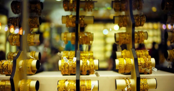 Giá vàng hôm nay 30/3: Giảm gần 1% sáng đầu tuần
