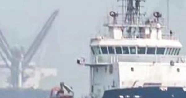 Iran cho phép tàu chở dầu qua eo biển Hormuz nếu thỏa mãn điều kiện này