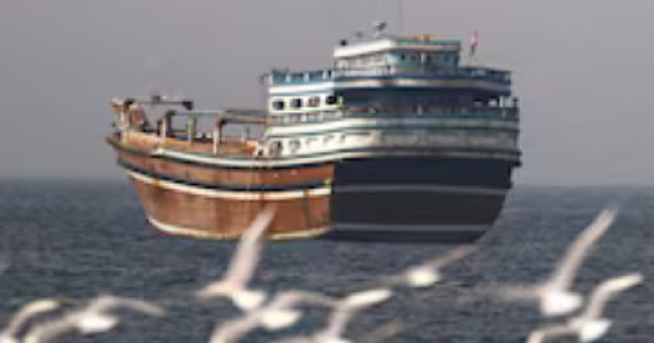 Iran muốn thu phí tàu đi qua eo biển Hormuz