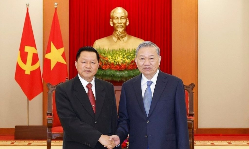 Tổng Bí thư Tô Lâm tiếp Bộ trưởng Công an Lào缩略图 Tổng Bí thư Tô Lâm tiếp Bộ trưởng Công an Lào