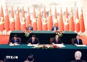 Việt Nam Trung Quốc ký kết 32 văn kiện hợp tác