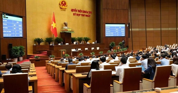 Hôm nay (9/4), Quốc hội bàn về Kế hoạch phát triển kinh tế - xã hội, đầu tư công giai đoạn 2026 - 2030