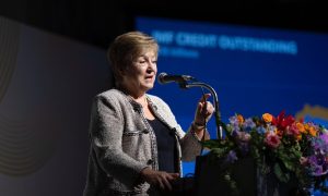 IMF sẽ hạ dự báo tăng trưởng toàn cầu vì chiến sự Trung Đông