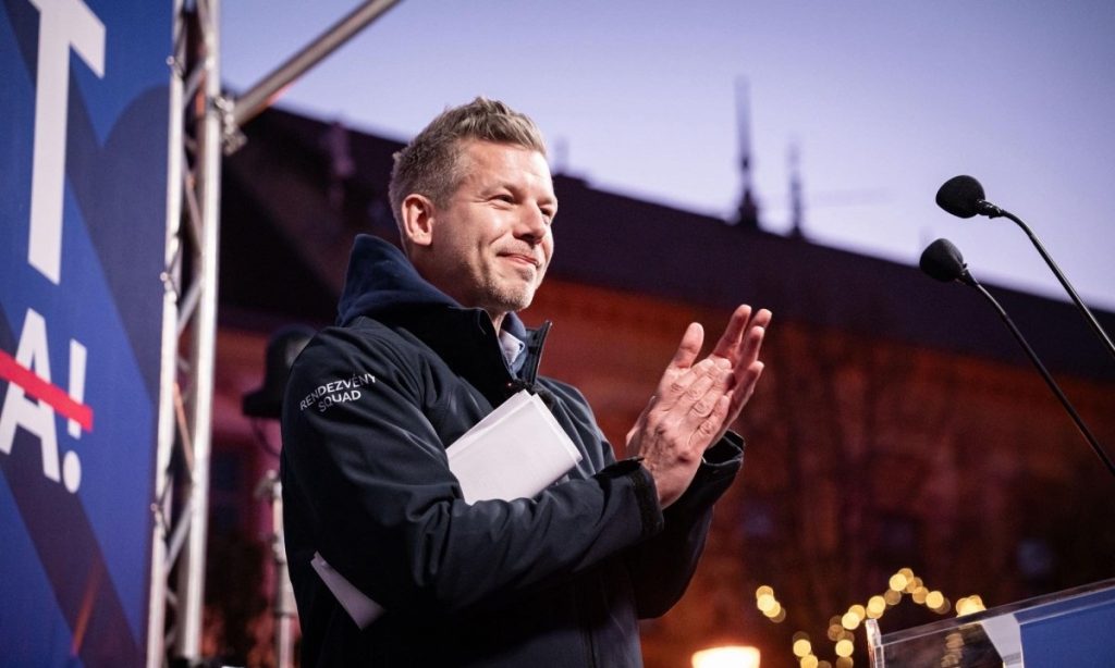 Thủ tướng tương lai của Hungary phản đối kết nạp nhanh Ukraine vào EU缩略图 Thủ tướng tương lai của Hungary phản đối kết nạp nhanh Ukraine vào EU