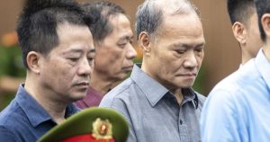 Cựu thứ trưởng nông nghiệp lĩnh 4 năm tù do nhận hối lộ 4,5 tỷ đồng