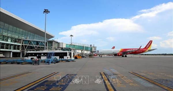 Giảm thuế với nhiên liệu bay: Giảm áp lực chi phí trong ngắn hạn