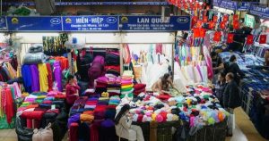 'Nâng ngưỡng miễn thuế hộ kinh doanh cần đi kèm giảm thủ tục'