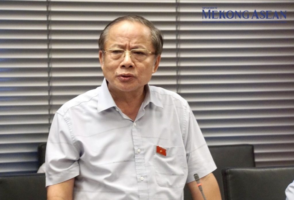 Đại biểu Quốc hội đề xuất đổi cách tính thuế cho hộ kinh doanh缩略图 Đại biểu Quốc hội đề xuất đổi cách tính thuế cho hộ kinh doanh