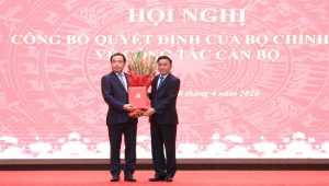 Ông Trần Đức Thắng giữ chức Bí thư Thành ủy Hà Nội