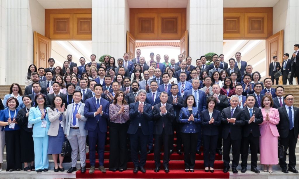 Thủ tướng Lê Minh Hưng làm việc với 52 doanh nghiệp hàng đầu của Hoa Kỳ