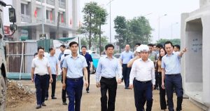 Chủ tịch Hà Nội yêu cầu hoàn thành 5 km đường 70 trong năm