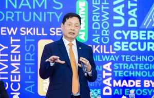 Ông Trương Gia Bình FPT đang tái sinh