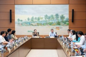 Thủ tướng Lê Minh Hưng Thúc đẩy tăng trưởng dựa trên nền tảng ổn định vĩ mô