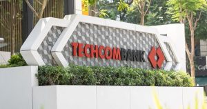 Dẫn đầu về gắn kết khách hàng: Techcombank lập đỉnh thu nhập phí dịch vụ  - tăng trưởng hơn 46%