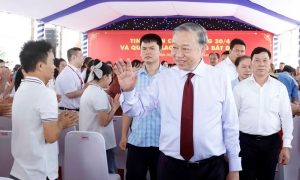 Tổng Bí thư Chủ tịch nước Tô Lâm động viên công nhân người lao động TP HCM