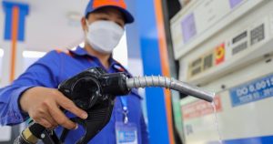 Ba thương nhân đầu mối bị phạt do vi phạm dự trữ xăng dầu