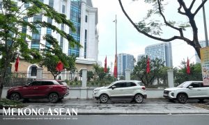 Hà Nội dự kiến tăng phí sử dụng vỉa hè lòng đường