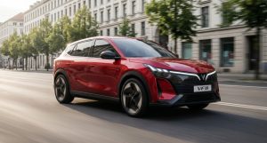 Vinfast ra mắt VF 8 thế hệ mới