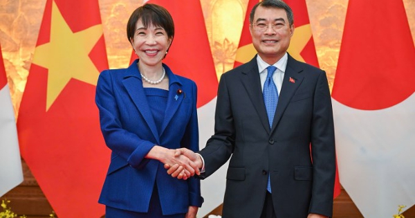 Thủ tướng Lê Minh Hưng chủ trì lễ đón Thủ tướng Nhật Bản