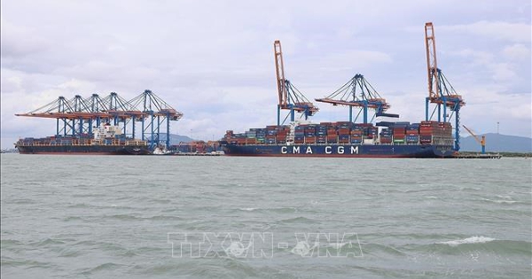 TP HCM muốn trở thành 'cảng trung chuyển dòng vốn' cho kinh tế biển