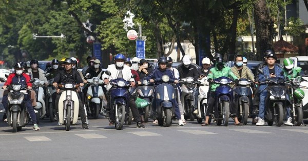 Hơn 90% xe máy trong vành đai 1 Hà Nội sử dụng xăng