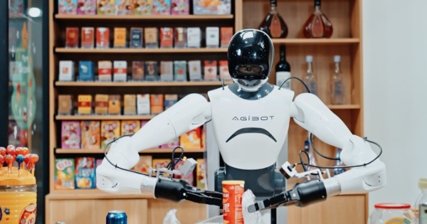 Cơn sốt robot Trung Quốc - chiêu quảng cáo hay lợi nhuận thật?