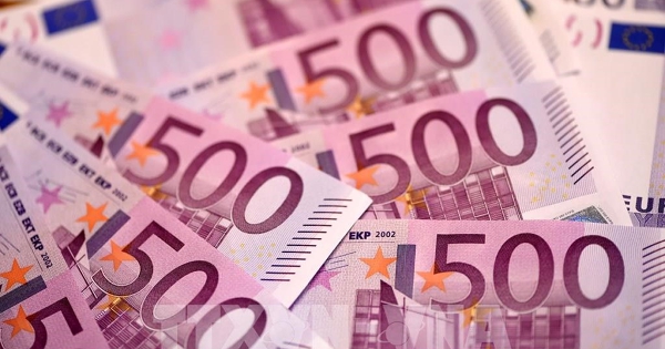Cú sốc dầu mỏ toàn cầu có thể buộc ECB phải tăng lãi suất