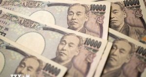 Nhật Bản đứng trước khả năng tăng lãi suất để hỗ trợ đồng yen