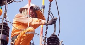 Điện lực miền Bắc khuyến nghị tiết kiệm điện khi phụ tải tiệm cận mức kỷ lục