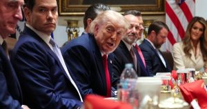 Mỹ tấn công vào căn cứ quân sự của Iran trong khi đàm phán, ông Trump tuyên bố không ngại để xung đột kéo dài