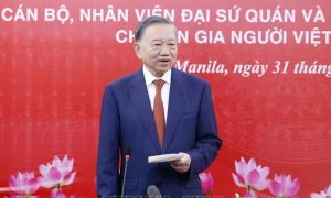 Tổng Bí thư Chủ tịch nước gặp gỡ cộng đồng người Việt tại Philippines