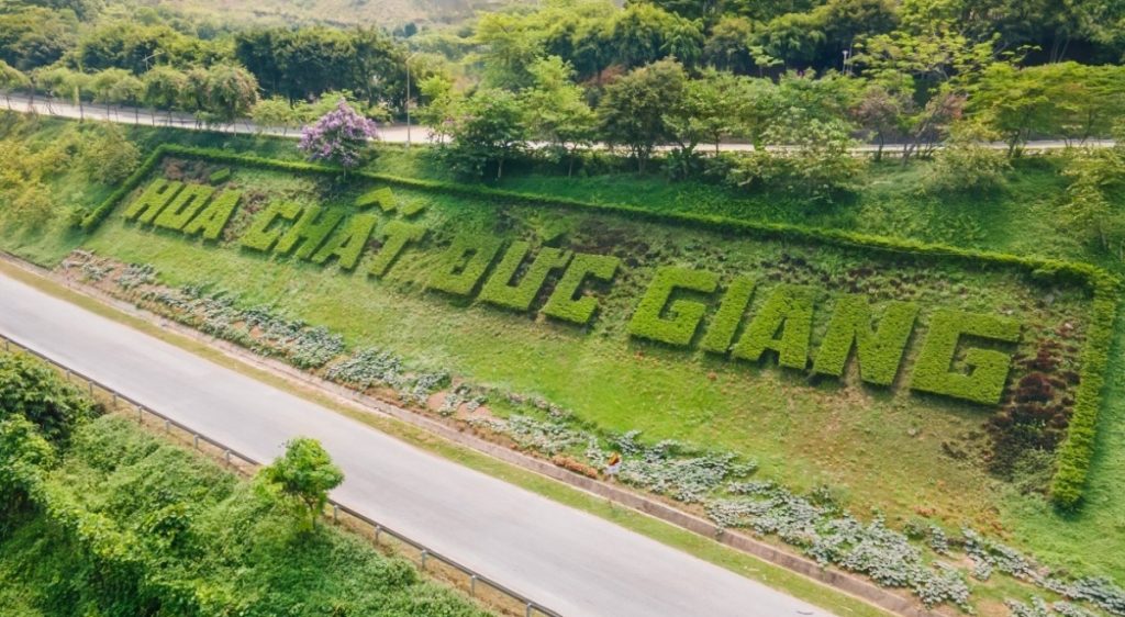 Hóa chất Đức Giang nêu lộ trình khắc phục cổ phiếu bị kiểm soát