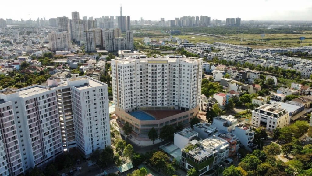 Tại TP.HCM, nhà ở xã hội luôn trong tình trạng cung không đủ