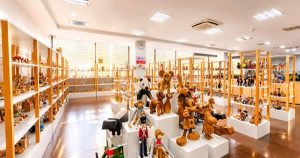 Nhà sản xuất đồ chơi gỗ Nam Hoa trả cổ tức tiền mặt 30% sau tái cấu trúc, tỷ suất cổ tức top đầu thị trường