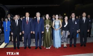 Tổng Bí thư Chủ tịch nước bắt đầu thăm Singapore