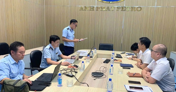 Ba doanh nghiệp đầu mối xăng dầu bị xử phạt 450 triệu đồng