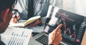 Sau cú rơi từ đỉnh, công ty chứng khoán đặt kịch bản nào cho VN-Index?