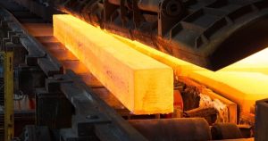 Giá quặng sắt chịu áp lực điều chỉnh, chạm đáy hai tháng