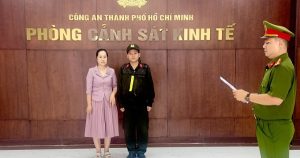 Bà chủ Vải áo dài Đất Lành bị khởi tố vì dùng AI sao chép thiết kế