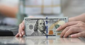 Giá USD tự do về thấp hơn ngân hàng