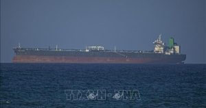 Ba tàu chở dầu Ấn Độ đi qua eo biển Hormuz