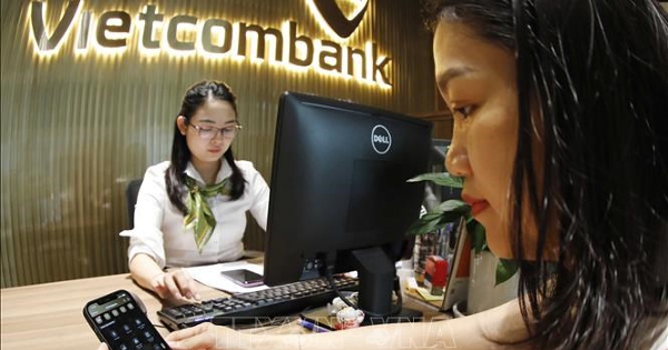 Lãi suất tiết kiệm biến động trái chiều