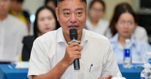 Vì sao người dân chưa sẵn sàng đổi sang xe điện?
