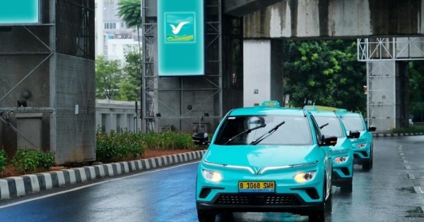 Hãng taxi của ông Phạm Nhật Vượng tăng vốn thêm 10.000 tỷ đồng