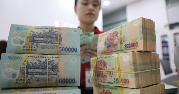 NHNN hút ròng hơn 25.700 tỷ, lãi suất liên ngân hàng hạ nhiệt